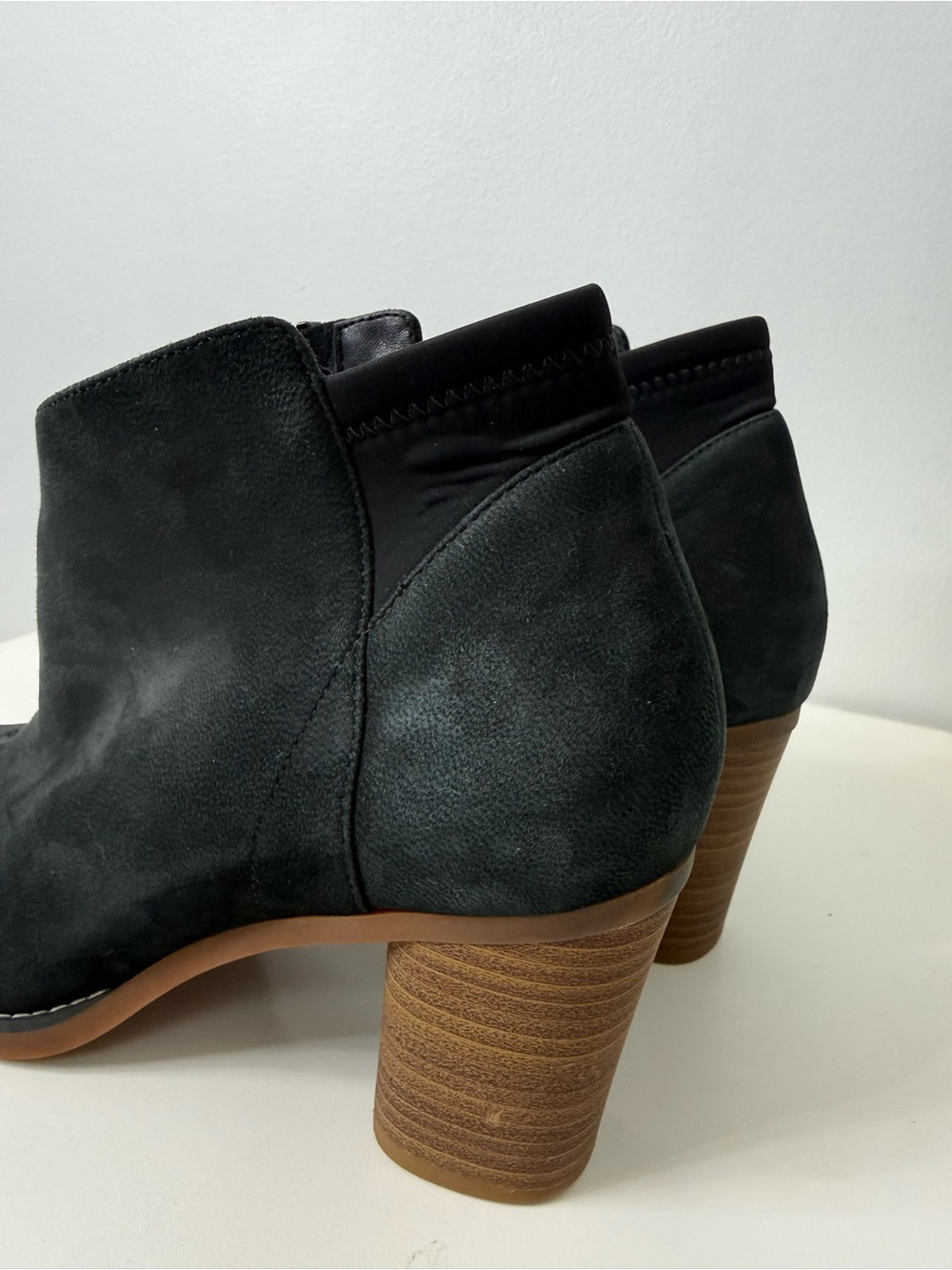 SoftWalk Kora Ankle Boot Black Nubuck Leather Women's Size 8 - Picture 5 of 11